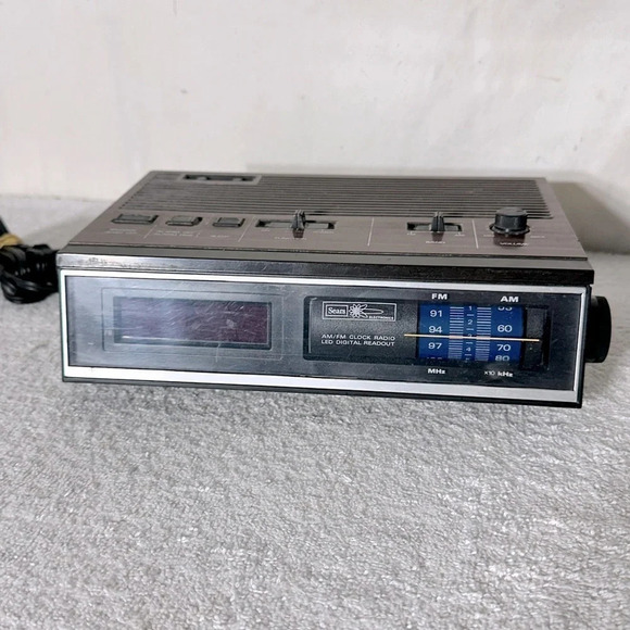 Vintage Other - Vintage Sears Electronics  AM/FM Clock Radio LED Digital Readout Alarm Clock